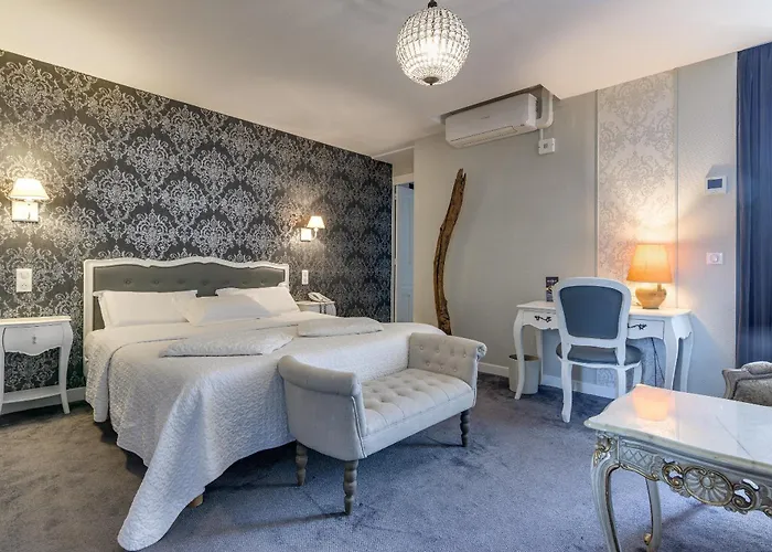 ホテル Henri Iv タルブ