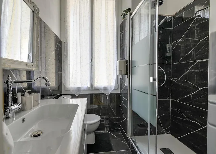 ホテル Henri Iv 3*