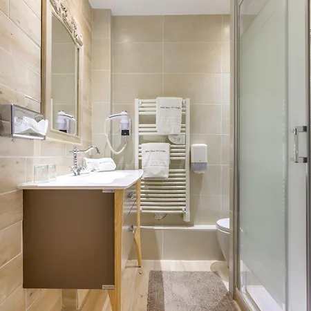 Henri Iv Hotel Tarbes