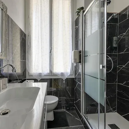 Hotel Henri Iv 3*