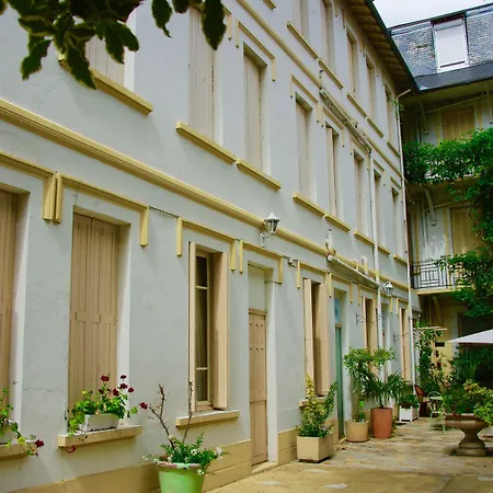 Otel Henri Iv 3*