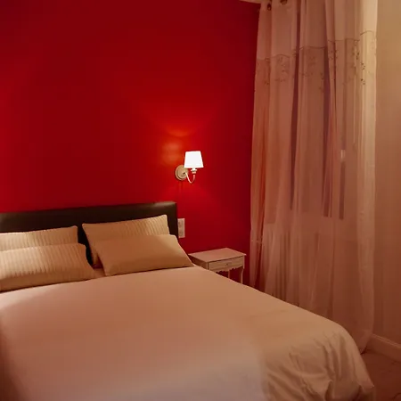 Henri Iv Hotel