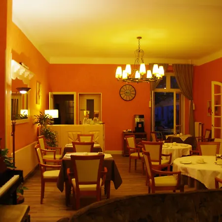 Otel Henri Iv 3*