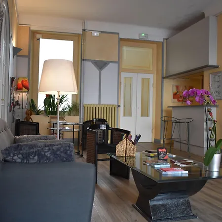 Hotel Henri Iv 3*