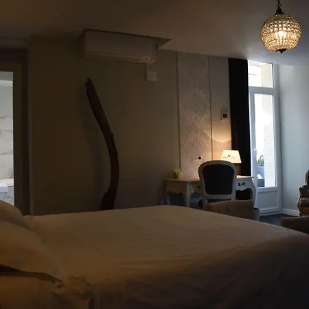 Henri Iv Otel Tarbes