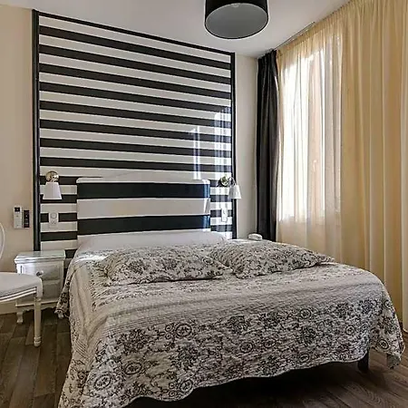 Hotel Henri Iv Tarbes