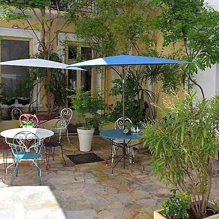 Hotel Henri Iv