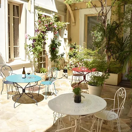 Hotel Henri Iv